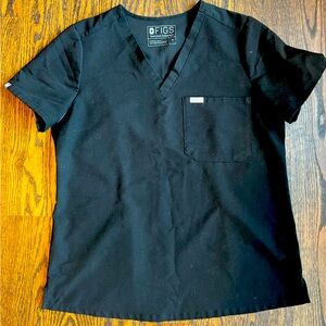 figs • black • catarina • scrub • top